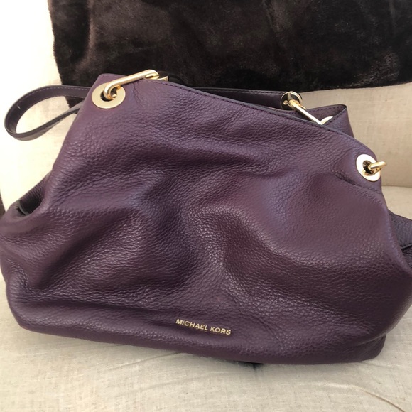 Michael kors Raven Shoulder Bag - Picture 2 of 6